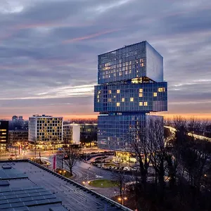 **** Hotel Nhow Rai Países Bajos